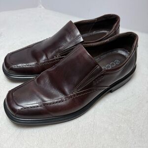 Ecco Men's Rich Brown Leather Slip-Ons